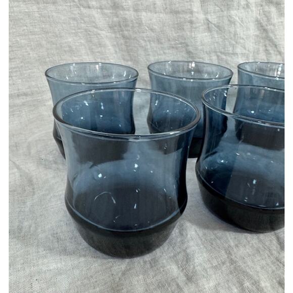 Had to pause from unpacking my 1970s LIBBEY glasses to share  Vintage Libbey Apollo Blue Glass Set of Six